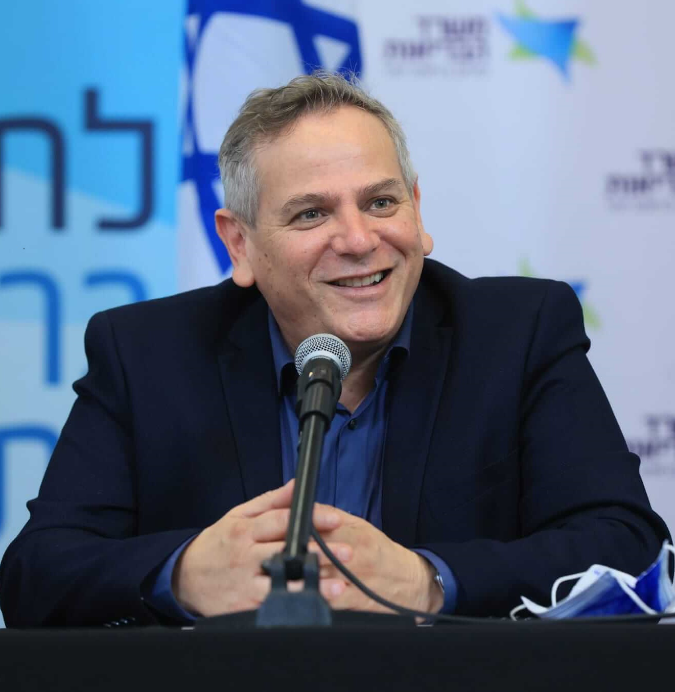 שר הבריאות ניצן הורוביץ